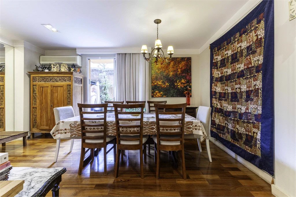 Duplex para alugar com 4 quartos, sendo 3 suítes,  em Alto de Pinheiros, São Paulo, SP