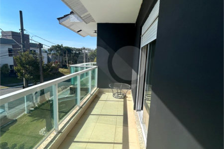Casa à venda com 4 quartos, sendo 3 suítes,  no condomínio Mosaico da Serra, Mogi das Cruzes - SP