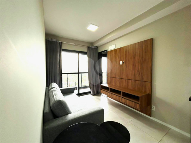 Apartamento para alugar com 1 suíte em Pinheiros, São Paulo, SP