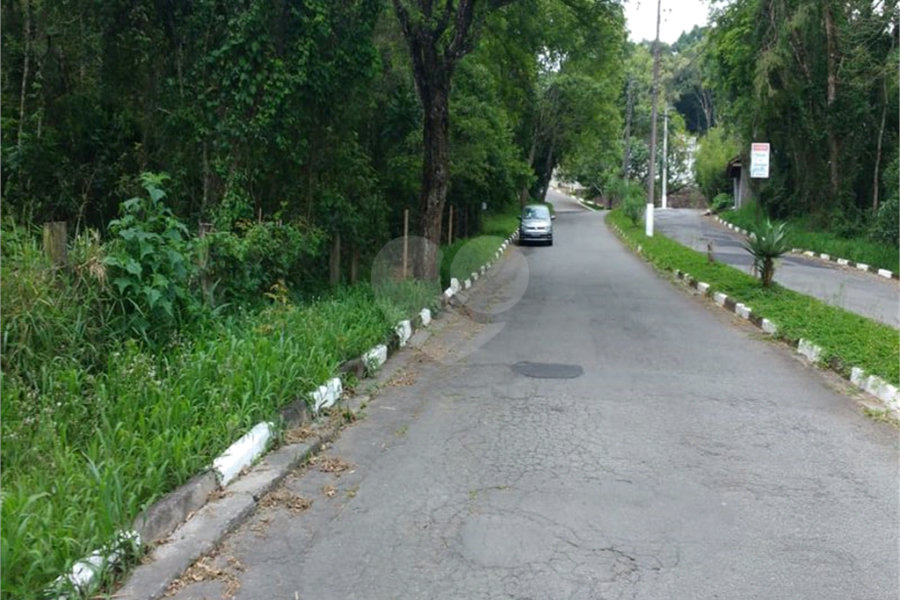 Terreno à venda no condomínio Alpes da Cantareira, Mairiporã - SP