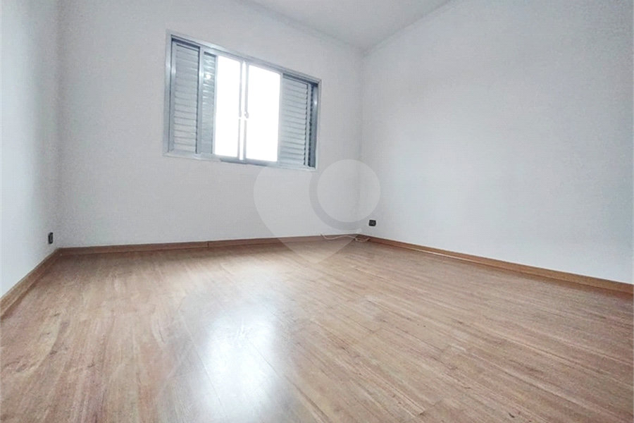 Sobrado à venda com 3 quartos, sendo 1 suíte, em Vila Pedra Branca, São Paulo, SP