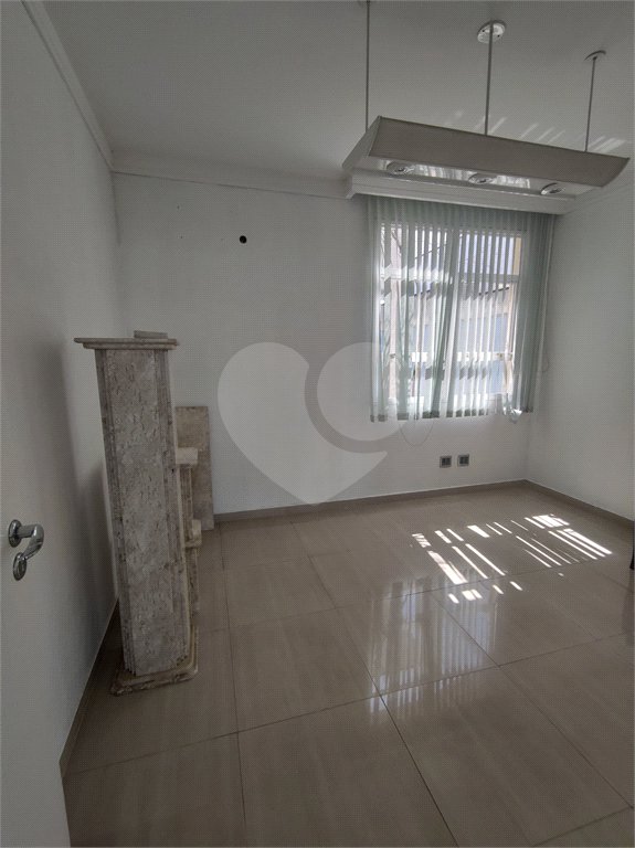 Casa à venda com 3 suítes no condomínio Residencial Suzano, Suzano - SP