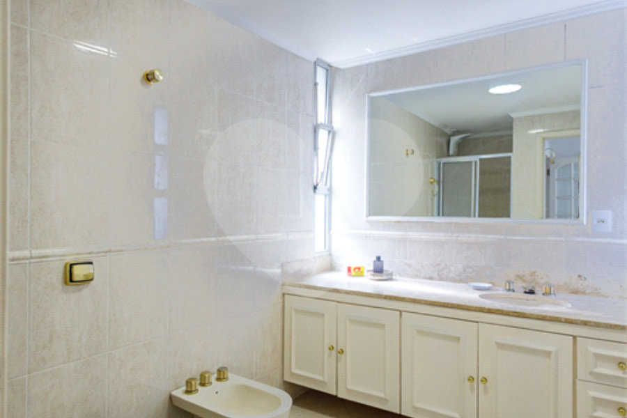 Apartamento à venda com 3 quartos em Jardim América, São Paulo, SP