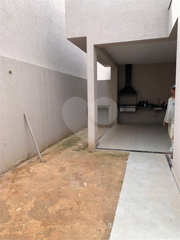 Casa à venda com 3 suítes no condomínio Residencial Celina, Atibaia - SP