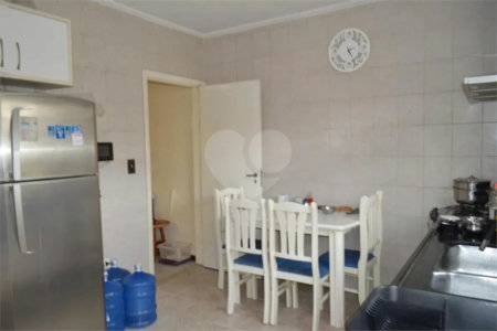 Casa à venda com 3 quartos, sendo 1 suíte,  em Vila Monumento, São Paulo, SP