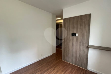Apartamento à venda com 4 quartos, sendo 2 suítes,  em Vila Nova Socorro, Mogi das Cruzes, SP