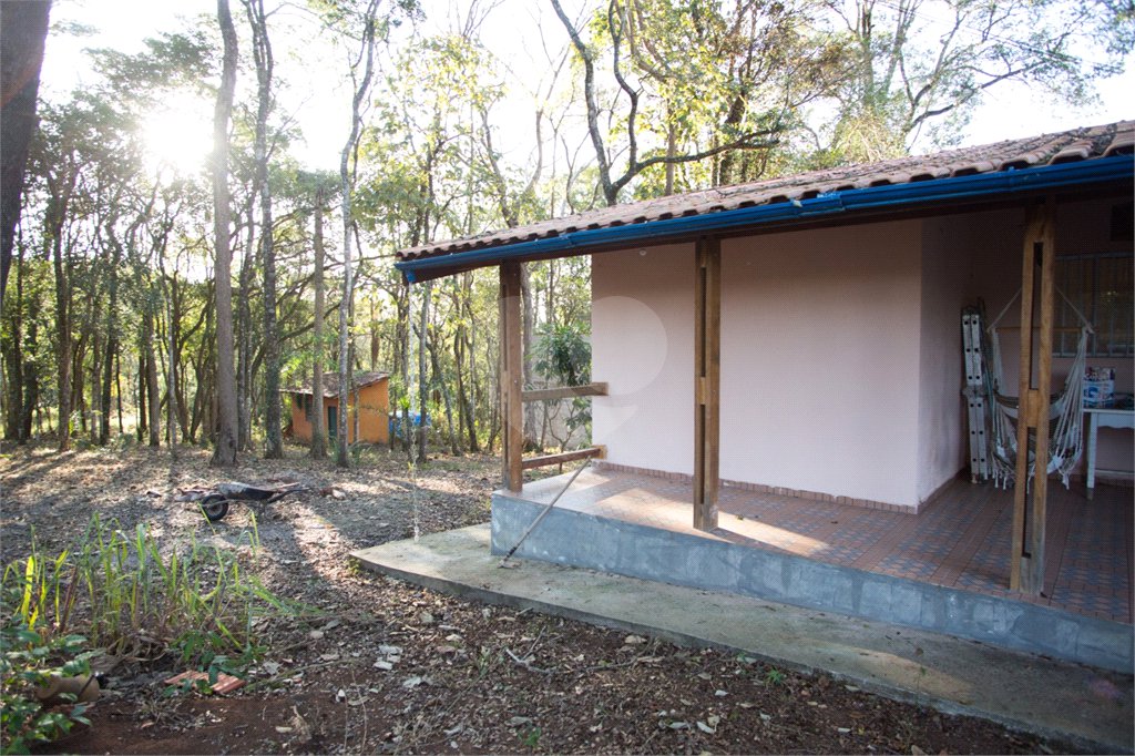 Chácara à venda com 3 quartos, sendo 2 suítes, em Jardim Estância Brasil, Atibaia, SP