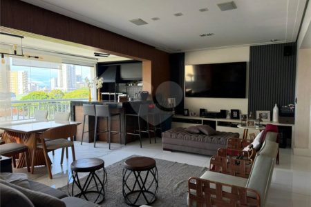 Apartamento à venda com 3 quartos, sendo 1 suíte, em Alto da Mooca, São Paulo, SP