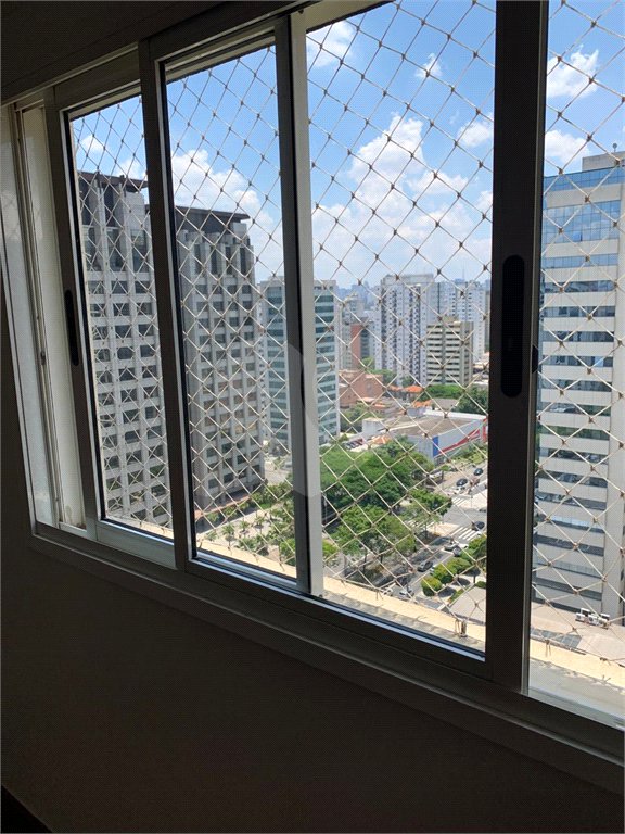 Apartamento à venda com 2 quartos, sendo 1 suíte,  em Indianópolis, São Paulo, SP