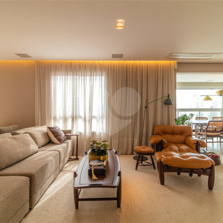 Apartamento à venda com 3 suítes em Vila Olímpia, São Paulo, SP