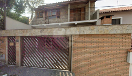 Sobrado à venda com 4 suítes em Vila Irmãos Arnoni, São Paulo, SP