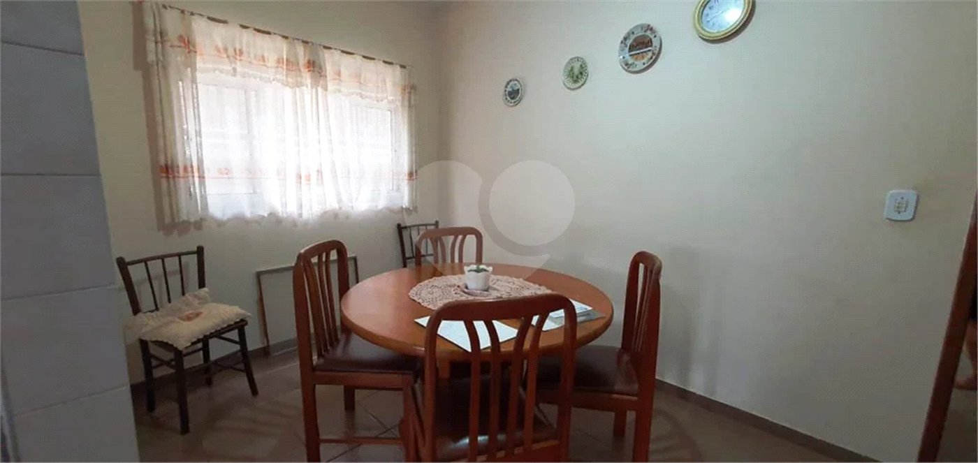 Sobrado à venda com 3 quartos, sendo 1 suíte, em Horto Florestal, São Paulo, SP