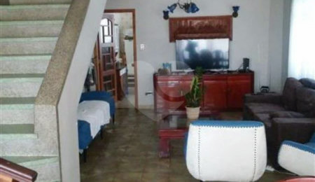 Sobrado à venda com 3 quartos em Água Fria, São Paulo, SP