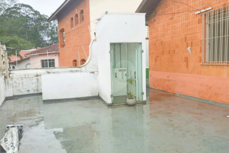 Casa à venda ou para alugar com 7 quartos, sendo 2 suítes, em Jardim Peri Peri, São Paulo, SP