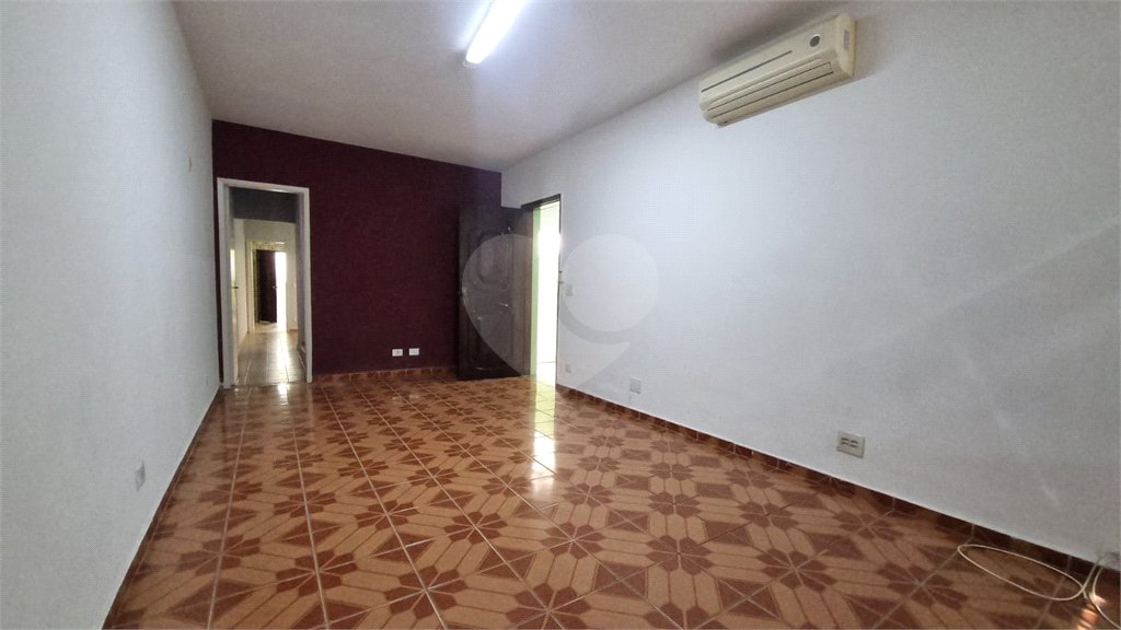 Sobrado para alugar com 3 quartos, sendo 1 suíte,  em Vila Alexandria, São Paulo, SP