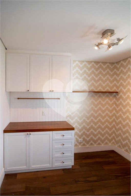 Apartamento à venda com 2 quartos, sendo 1 suíte, em Campo Belo, São Paulo, SP