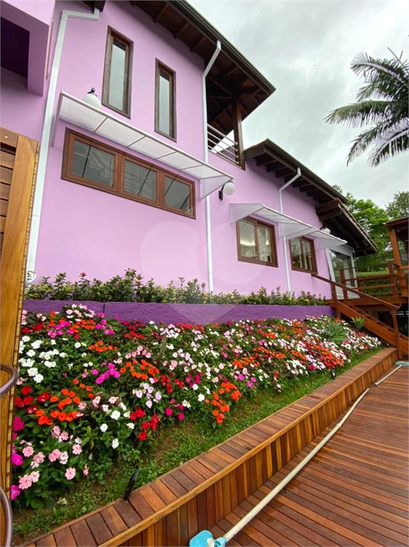 Casa à venda com 7 suítes no condomínio Capela do Barreiro, Itatiba - SP