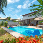 Casa à venda com 6 quartos, sendo 2 suítes, em Outerio da Glória, Porto Seguro, BA