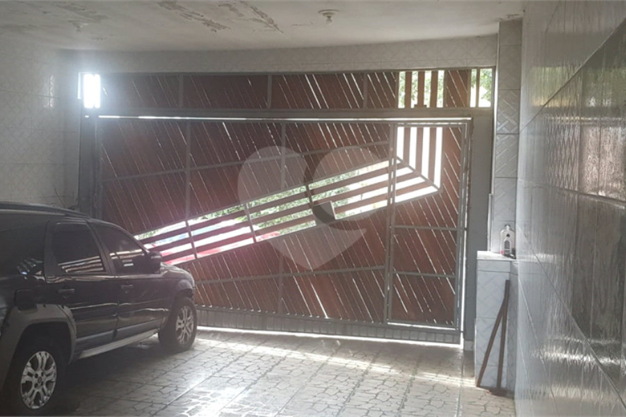 Sobrado à venda com 3 quartos, sendo 1 suíte, em Vila Nova Cachoeirinha, São Paulo, SP