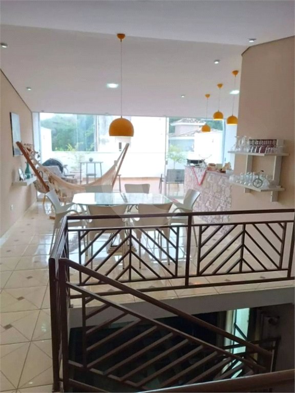 Sobrado à venda com 3 quartos, sendo 1 suíte, em Jardim Karolyne, Votorantim, SP