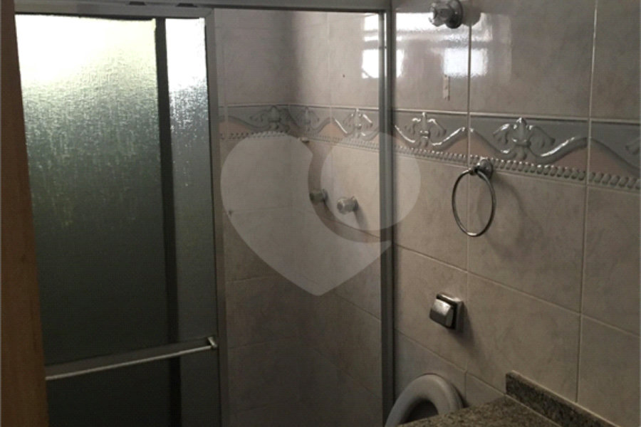 Sobrado à venda com 4 quartos, sendo 1 suíte, em Tremembé, São Paulo, SP