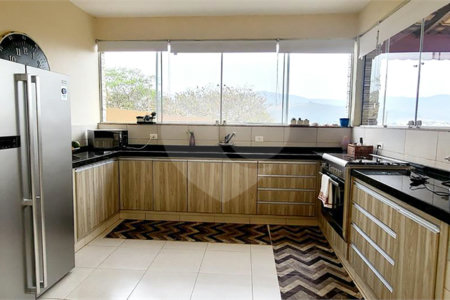 Chácara à venda com 3 quartos, sendo 1 suíte,  em Jardim Estância Brasil, Atibaia, SP