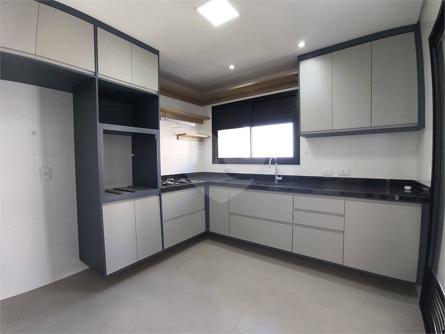 Apartamento à venda com 4 quartos, sendo 2 suítes,  em Além Ponte, Sorocaba, SP