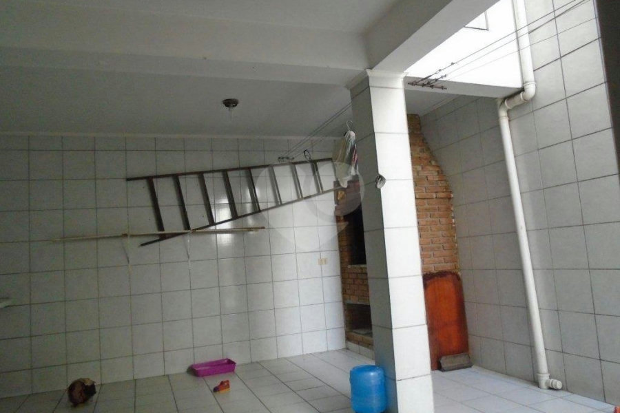 Sobrado à venda com 4 quartos, sendo 1 suíte, em Parque Edu Chaves, São Paulo, SP