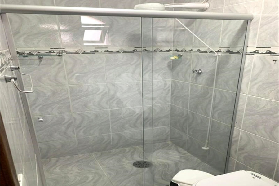 Sobrado à venda com 3 quartos, sendo 1 suíte, em Vila Nova Cachoeirinha, São Paulo, SP