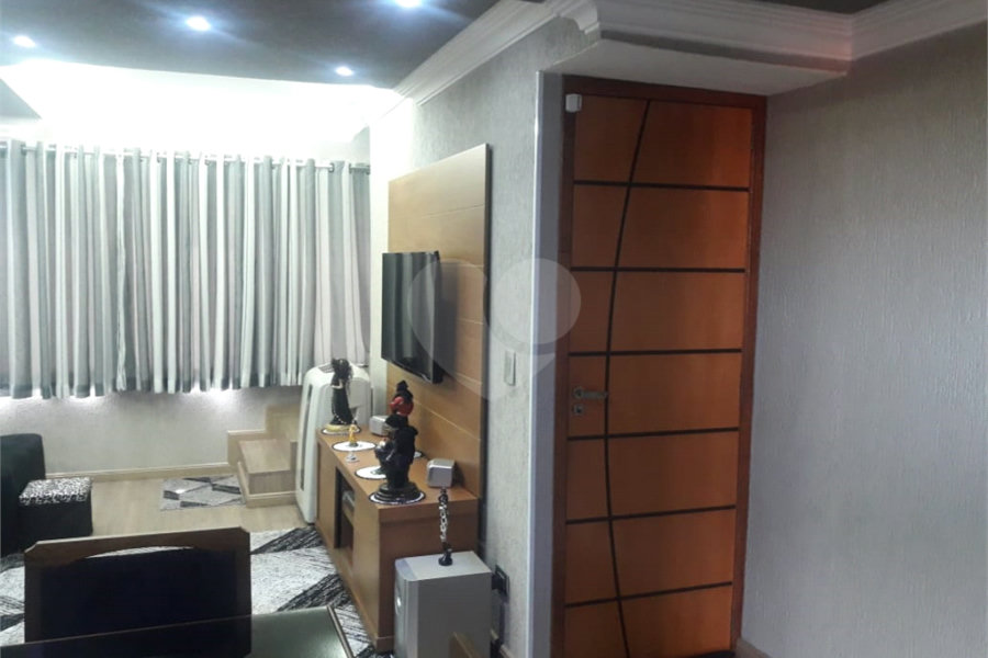 Sobrado à venda com 3 quartos, sendo 1 suíte, em Vila Milton, Guarulhos, SP