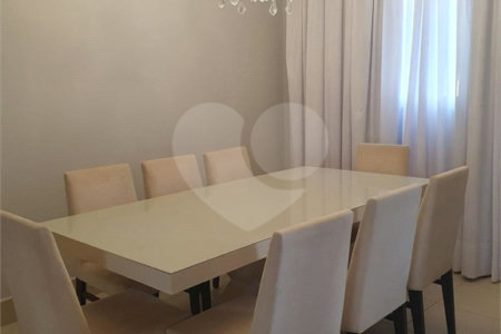 Casa à venda com 3 quartos, sendo 1 suíte,  no condomínio Vivere, Cuiabá - MT