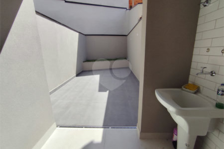 Sobrado à venda com 3 quartos, sendo 1 suíte, em Santa Teresinha, São Paulo, SP