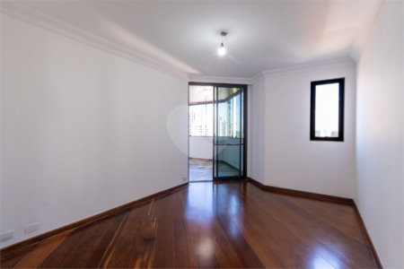 Apartamento à venda com 4 quartos, sendo 3 suítes, em Campo Belo, São Paulo, SP