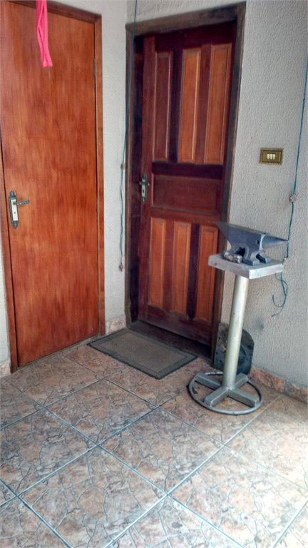Sobrado à venda com 3 quartos, sendo 1 suíte, em Jardim Suzano, Suzano, SP