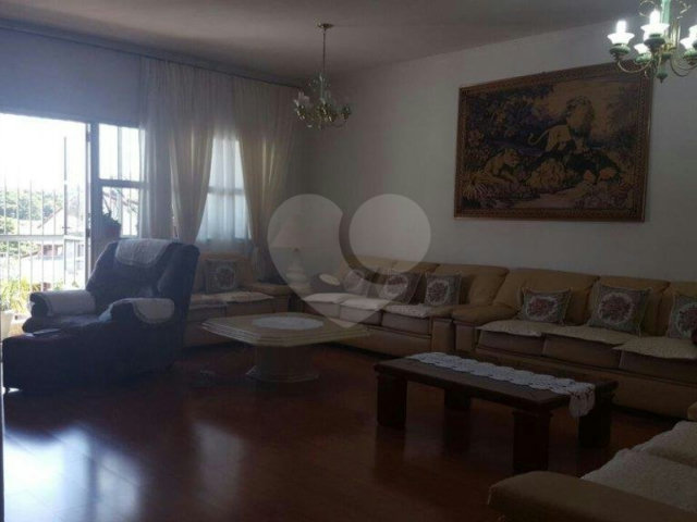 Sobrado à venda com 4 quartos, sendo 2 suítes,  em Jardim Franca, São Paulo, SP