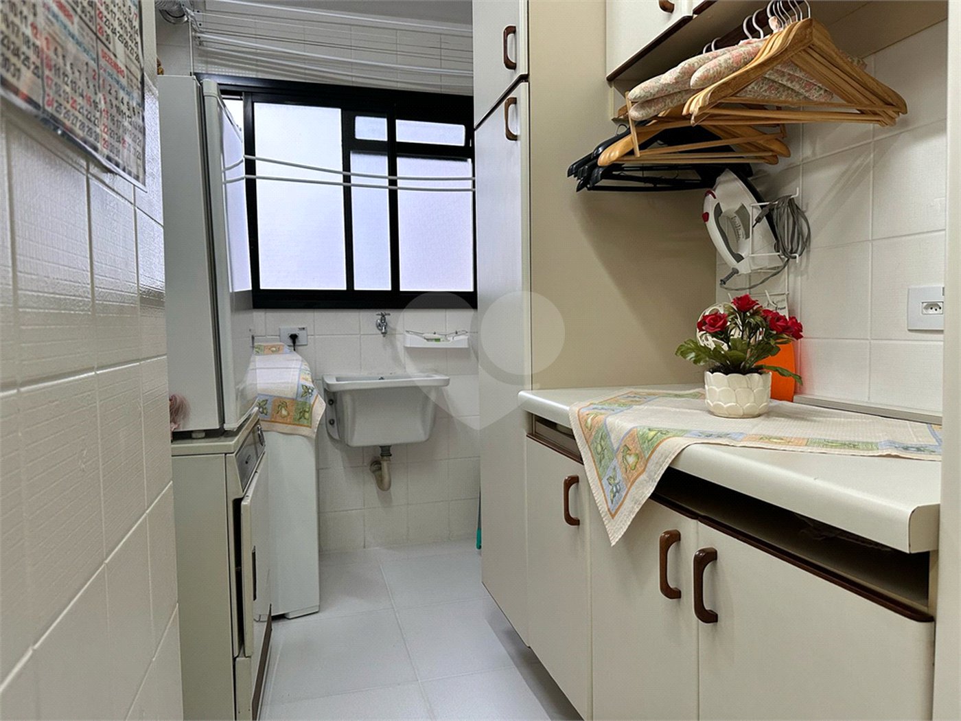 Cobertura à venda com 3 quartos, sendo 1 suíte, em Lar São Paulo, São Paulo, SP