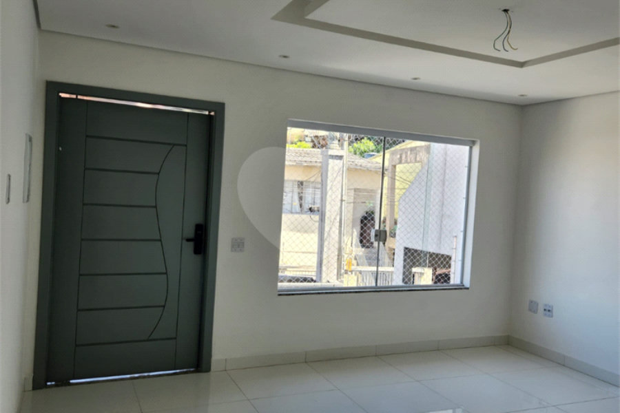 Sobrado à venda com 3 quartos, sendo 1 suíte,  em Vila Pereira Barreto, São Paulo, SP