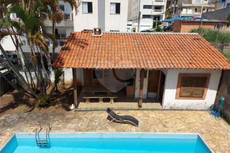 Sobrado à venda com 5 quartos, sendo 4 suítes, em Santa Rosa, Vinhedo, SP