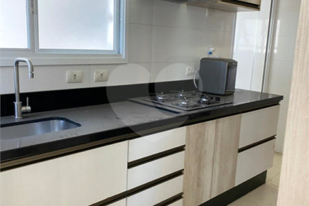 Apartamento à venda com 3 quartos, sendo 1 suíte, em Vila Regente Feijó, São Paulo, SP