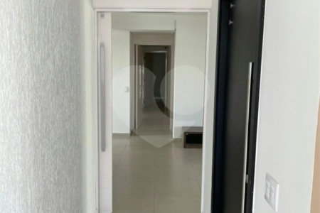 Apartamento à venda com 3 suítes em Jardim Faculdade, Sorocaba, SP