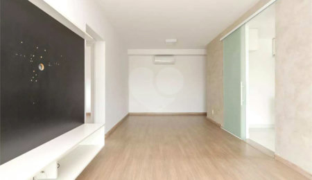 Apartamento à venda com 2 suítes em Vila Cordeiro, São Paulo, SP