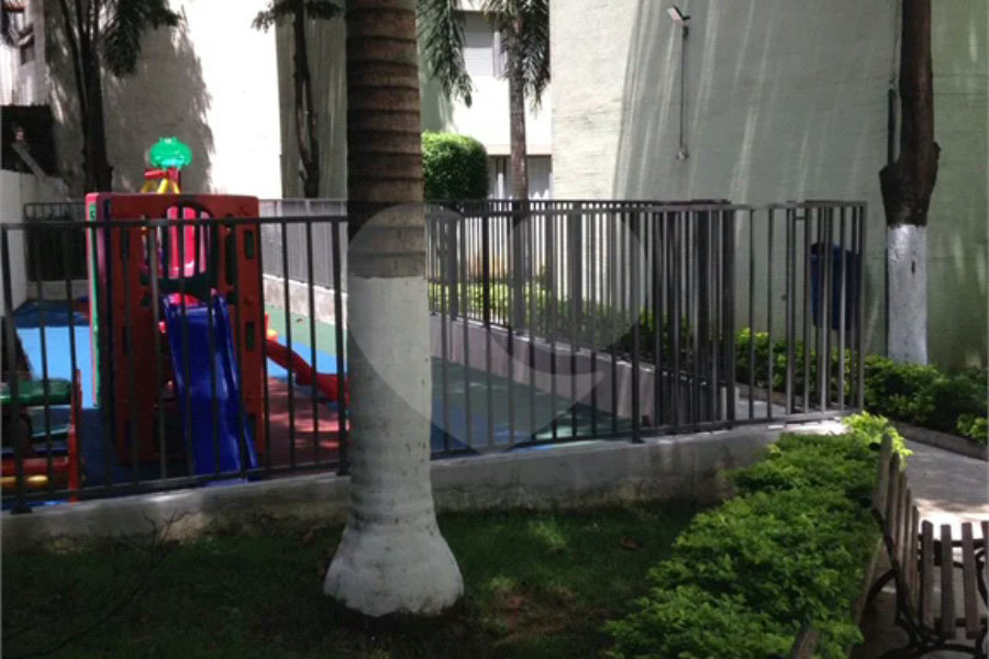 Casa à venda com 2 suítes no condomínio martinha, São Paulo - SP