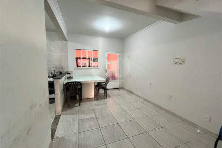 Casa à venda com 4 quartos, sendo 1 suíte, em Campo Grande, Rio de Janeiro, RJ
