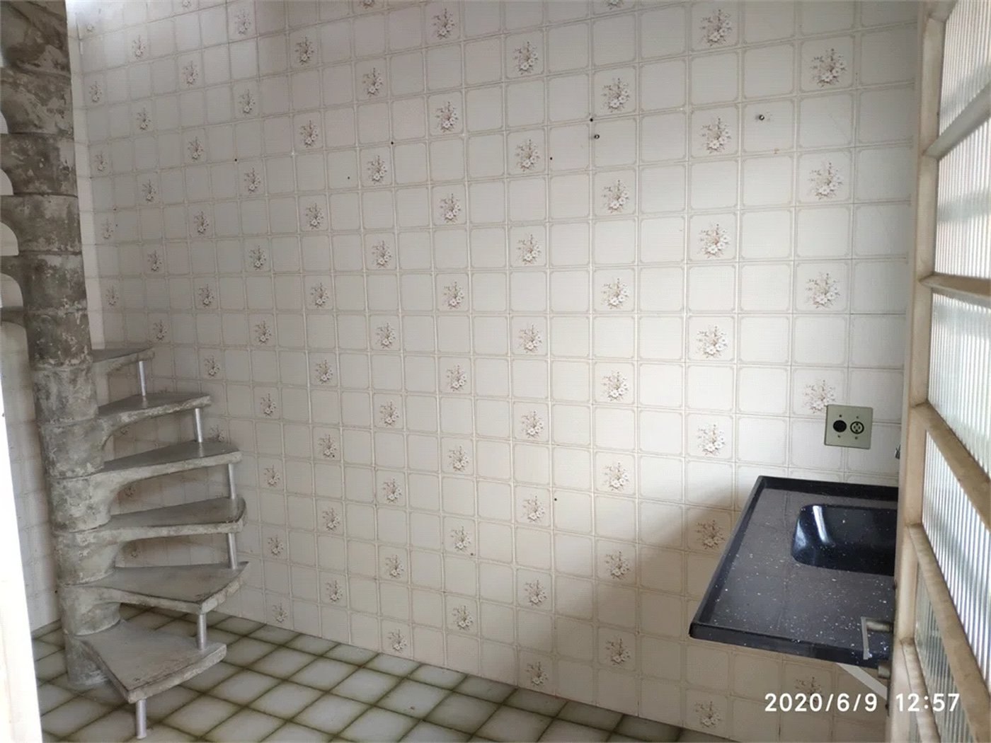 Casa à venda com 5 quartos, sendo 1 suíte, em Jaguaré, São Paulo, SP