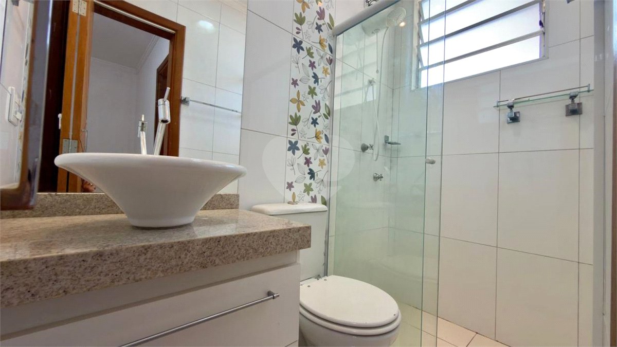 Casa à venda com 3 quartos, sendo 1 suíte, no condomínio Residencial Village Salermo, Sorocaba - SP