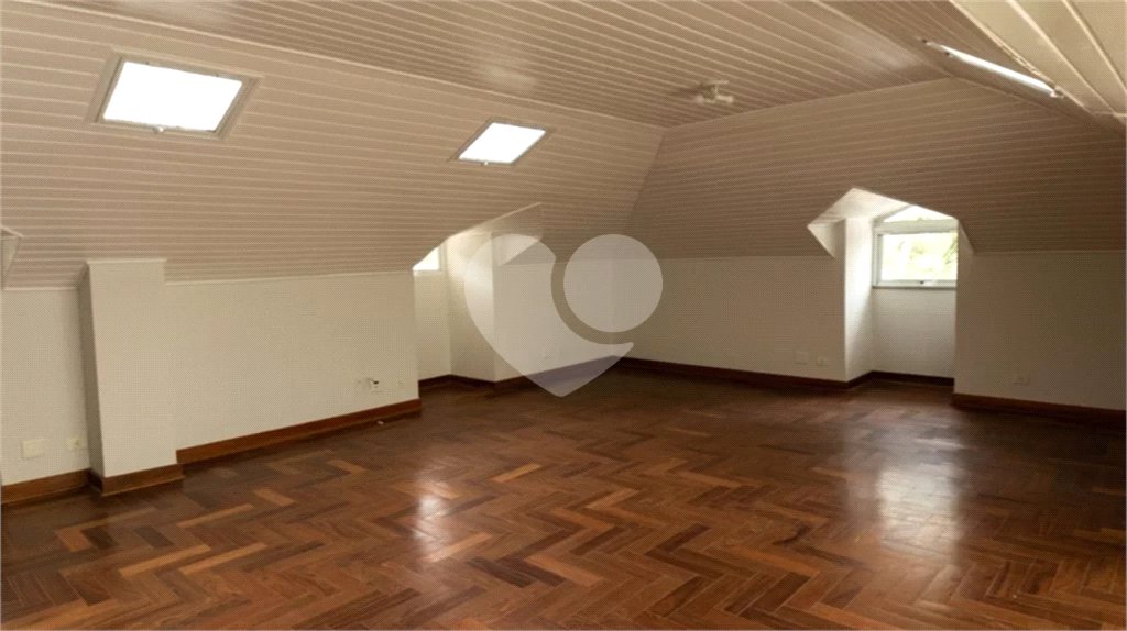Casa à venda ou para alugar com 4 suítes no condomínio Chácara Flora, São Paulo - SP