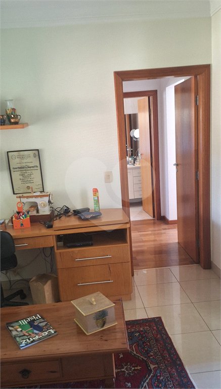 Casa à venda com 4 suítes no condomínio Osato, Atibaia - SP