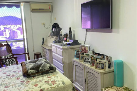 Apartamento à venda com 4 quartos, sendo 1 suíte, em Tijuca, Rio de Janeiro, RJ