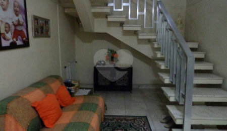 Casa à venda com 4 quartos, sendo 2 suítes,  em Jardim Bonfiglioli, São Paulo, SP