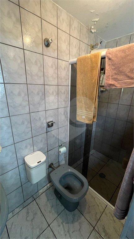Sobrado à venda com 3 quartos em Jardim Laila, Embu das Artes, SP